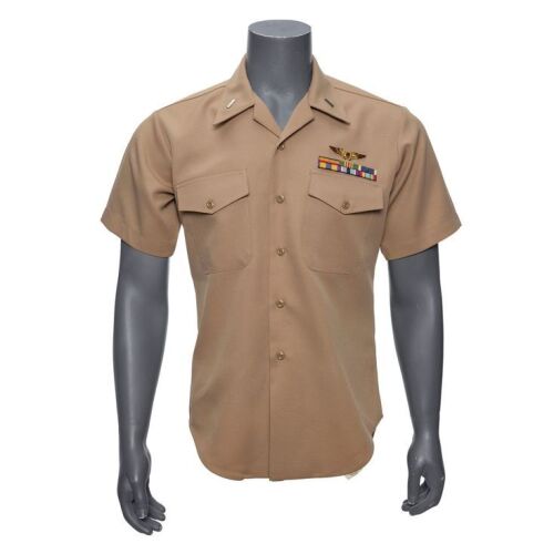 1277. Nick "Goose" Bradshaw's (Anthony Edwards) Navy Dress Shirt ### TOP GUN (1986)