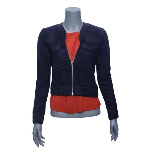 1332. Dana Scully's (Gillian Anderson) "Founder's Mutation" Jacket and Blouse ### THE X-FILES: SEASONS 10 AND 11 (T.V. SERIES, 2016 - 2018)
