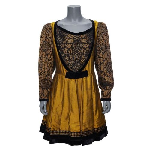 1341. King Henry VIII's (Richard Burton) Tunic ### ANNE OF THE THOUSAND DAYS (1969)