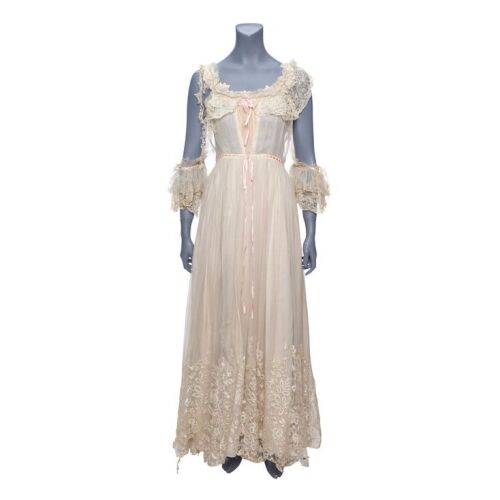 1347. Planet Hollywood: Arabella Bishop's (Olivia de Havilland) Nightgown ### CAPTAIN BLOOD (1935)