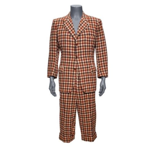 1356. Dan McGinty's (Brian Donlevy) Two-Piece Checkered Suit ### THE GREAT MCGINTY (1940)