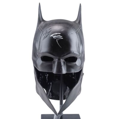 2030. Robert Pattinson-Autographed Batman's Cowl Replica ### THE BATMAN (2022)