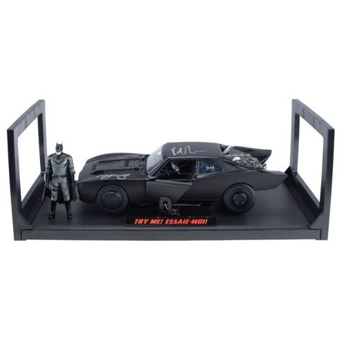 2032. Robert Pattinson and Zoe Kravitz-Autographed Jada 1:18-Scale Batmobile Model ### THE BATMAN (2022)