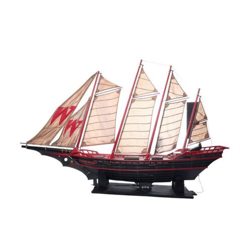 1044. Anton Gartman's (Miles Marsico) Oversized Lillian B. Womrath Racing Boat ### STUART LITTLE (1999)