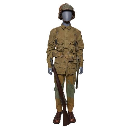 1101. Private James Ryan's (Matt Damon) Military Belt with 101st Airborne Military Costume and Stunt M1 Garand Rifle ### SAVING PRIVATE RYAN (1998)