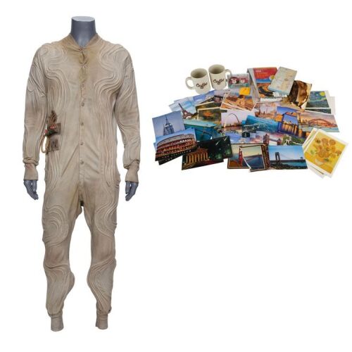 738. Finch Weinberg's (Tom Hanks) Screen-Matched Cool Suit and Accessories ### FINCH (2021)