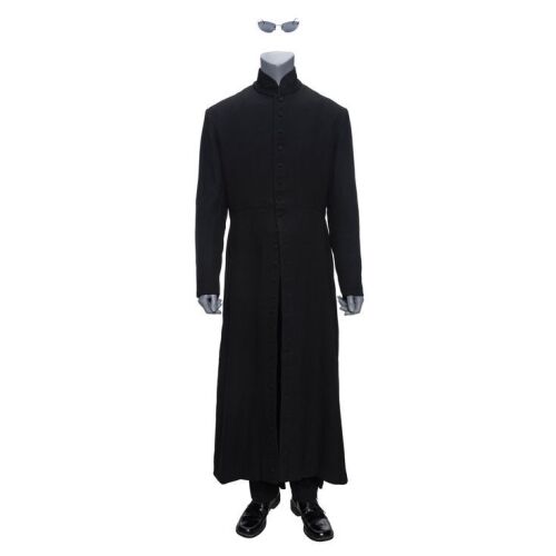 232. Neo's (Keanu Reeves) Complete Costume ### THE MATRIX RELOADED (2003)