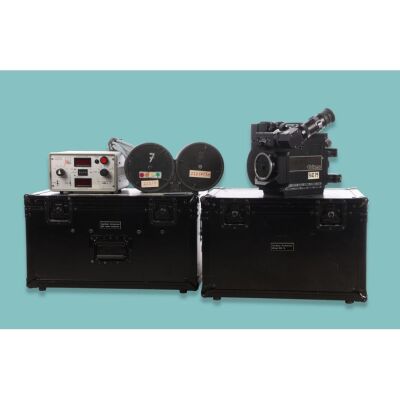 Lot # 31. Functional Mitchell BNCR 35mm Camera Used on Chicken Run and Curse of the Were-Rabbit ### CHICKEN RUN (2000)/WALLACE & GROMIT: THE CURSE OF THE WERE-RABBIT (2005)