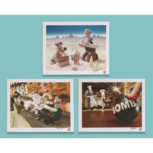 Lot # 97. Set of Three Promotional Stills Signed by Nick Park ### WALLACE & GROMIT: A GRAND DAY OUT (1989)/WALLACE & GROMIT: A MATTER OF LOAF AND DEATH (2008)