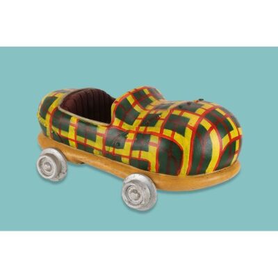 Lot # 138. Thrill-O-Matic Rollercoaster Car Model for Promotional Image ### WALLACE & GROMIT'S THRILL-O-MATIC RIDE