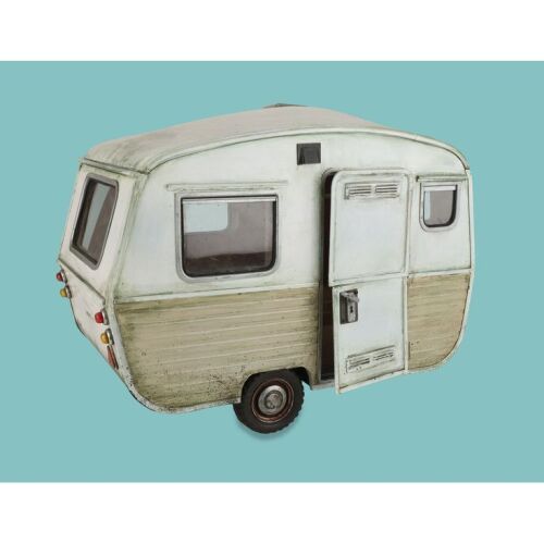 Lot # 141. Large-Scale Caravan for City Reveal Shot ### SHAUN THE SHEEP MOVIE (2015)