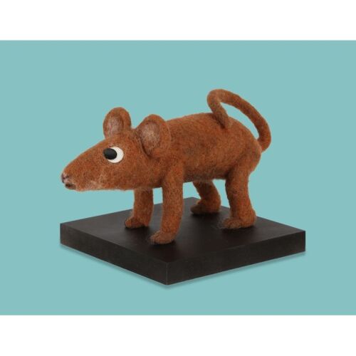 Lot # 175. Pip Stop-Motion Puppet ### ROBIN ROBIN (2021)