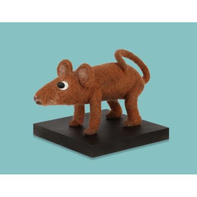 Lot # 175. Pip Stop-Motion Puppet ### ROBIN ROBIN (2021)
