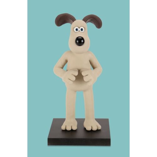 Lot # 212. Standing Gromit Stop-Motion Puppet ### WALLACE & GROMIT: VENGEANCE MOST FOWL (2024)