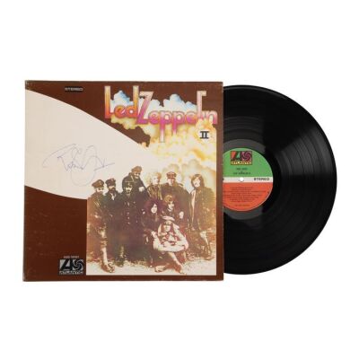 Lot # 555. Robert Plant-Autographed Led Zeppelin II LP ### LED ZEPPELIN
