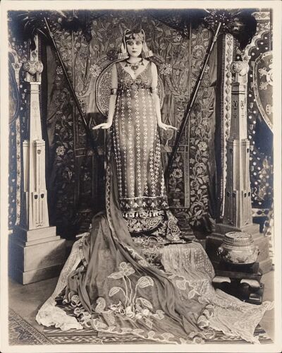 396. Vintage Original B&W Double-Weight Gelatin Silver Matte Photograph (8" x 10"); Near Mint ### CLEOPATRA (1917)