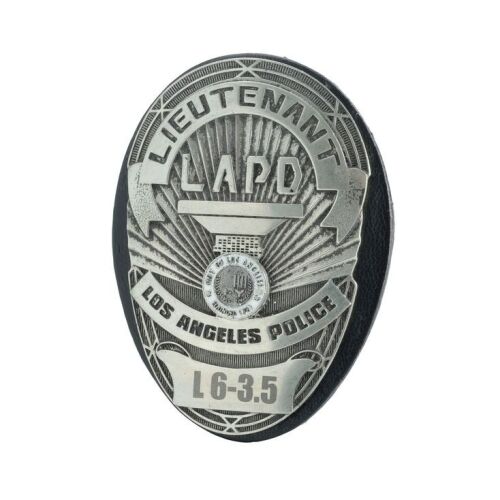 52. Lt. Joshi's (Robin Wright) LAPD Badge ### BLADE RUNNER 2049 (2017)