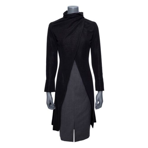 145. Lt. Joshi's Stunt Black Coat Costume ### BLADE RUNNER 2049 (2017)
