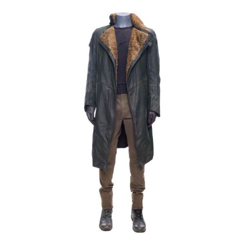 202. K's (Ryan Gosling) Costume with Screen-Matched Sea Wall and Rain Fight Coat ### BLADE RUNNER 2049 (2017)
