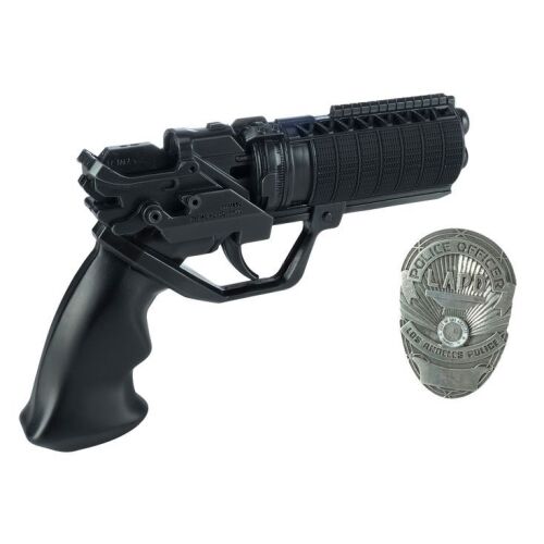 244. Stunt LAPD Blaster and Badge ### BLADE RUNNER 2049 (2017)