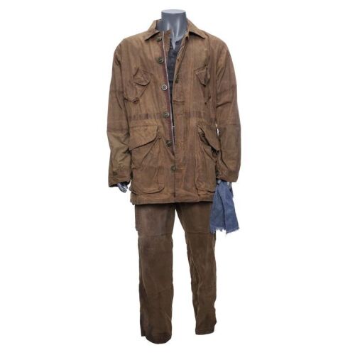 285. Sapper Morton's (Dave Bautista) Costume ### BLADE RUNNER PROLOGUE 2048: NOWHERE TO RUN