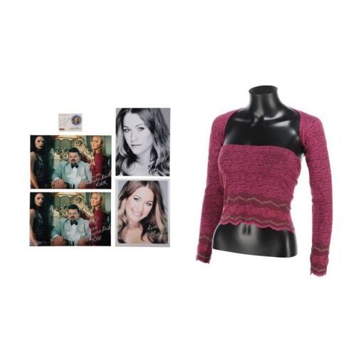 Lot # 294. Verushka's (Nina Muschallik) Casino Costume and Autographed Photos ### JAMES BOND: THE WORLD IS NOT ENOUGH (1999)