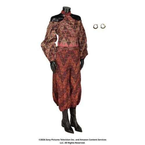 Lot # 265. Nynaeve al'Meara's Tanchico Costume ### WHEEL OF TIME, THE (T.V. SERIES, 2021-2023)