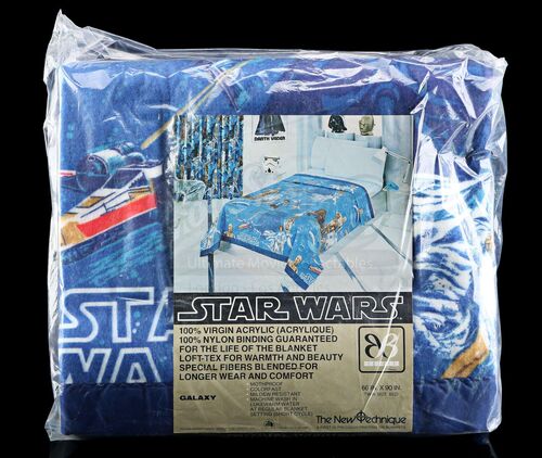 Lot # 629 - Star Wars Bedding Set - Sealed [Kazanjian Collection]